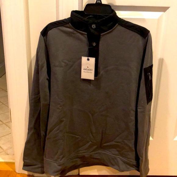 UNTUCKit NEW 3 Button Sweater/Shirt. NWT